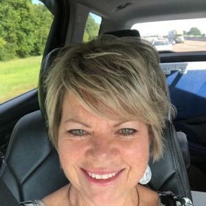 Meet your Posher, Rose